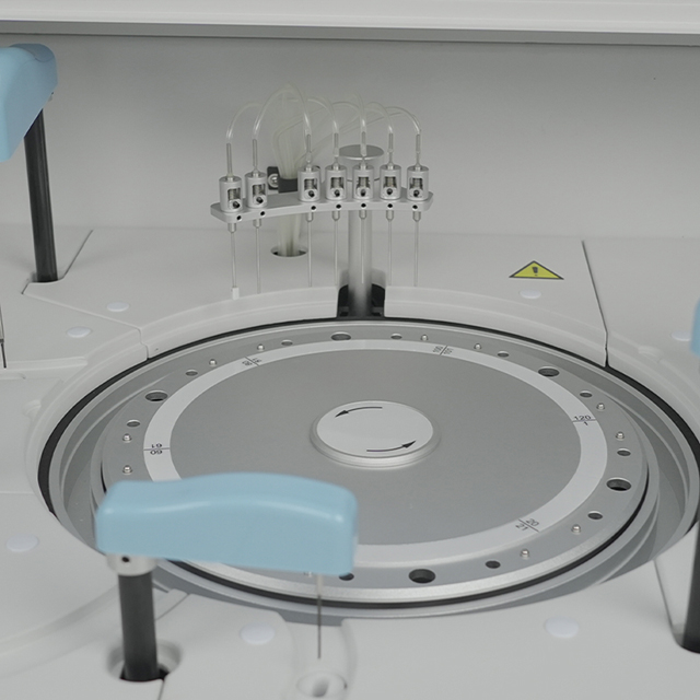 自動化学分析装置BK-600