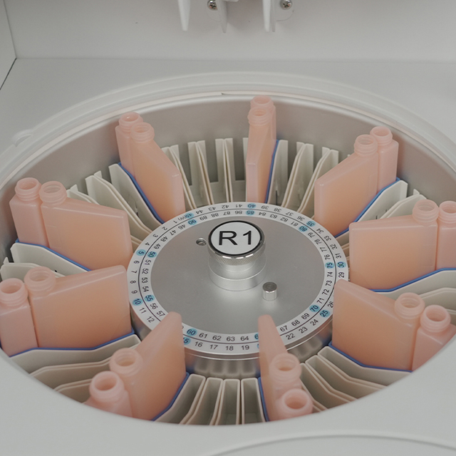 自動化学分析装置BK-600